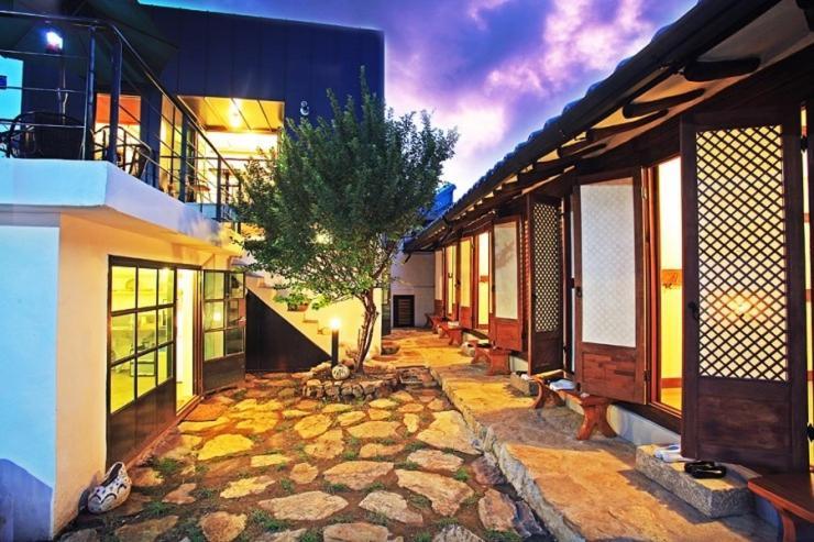 Dowon Guesthouse Jeonju Exteriör bild